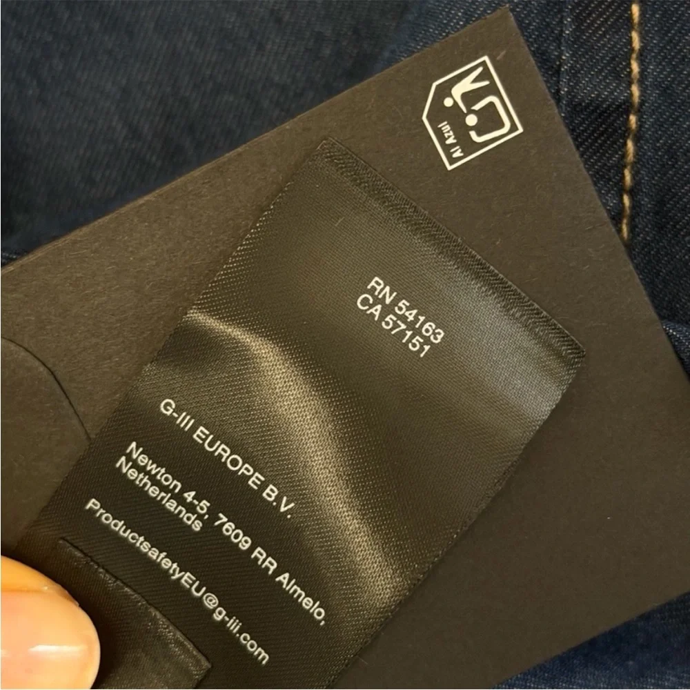 Top - Picture 6 of 7